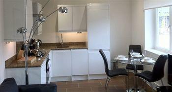 Max Serviced Apartments Commercial Road ロンドン エクステリア 写真